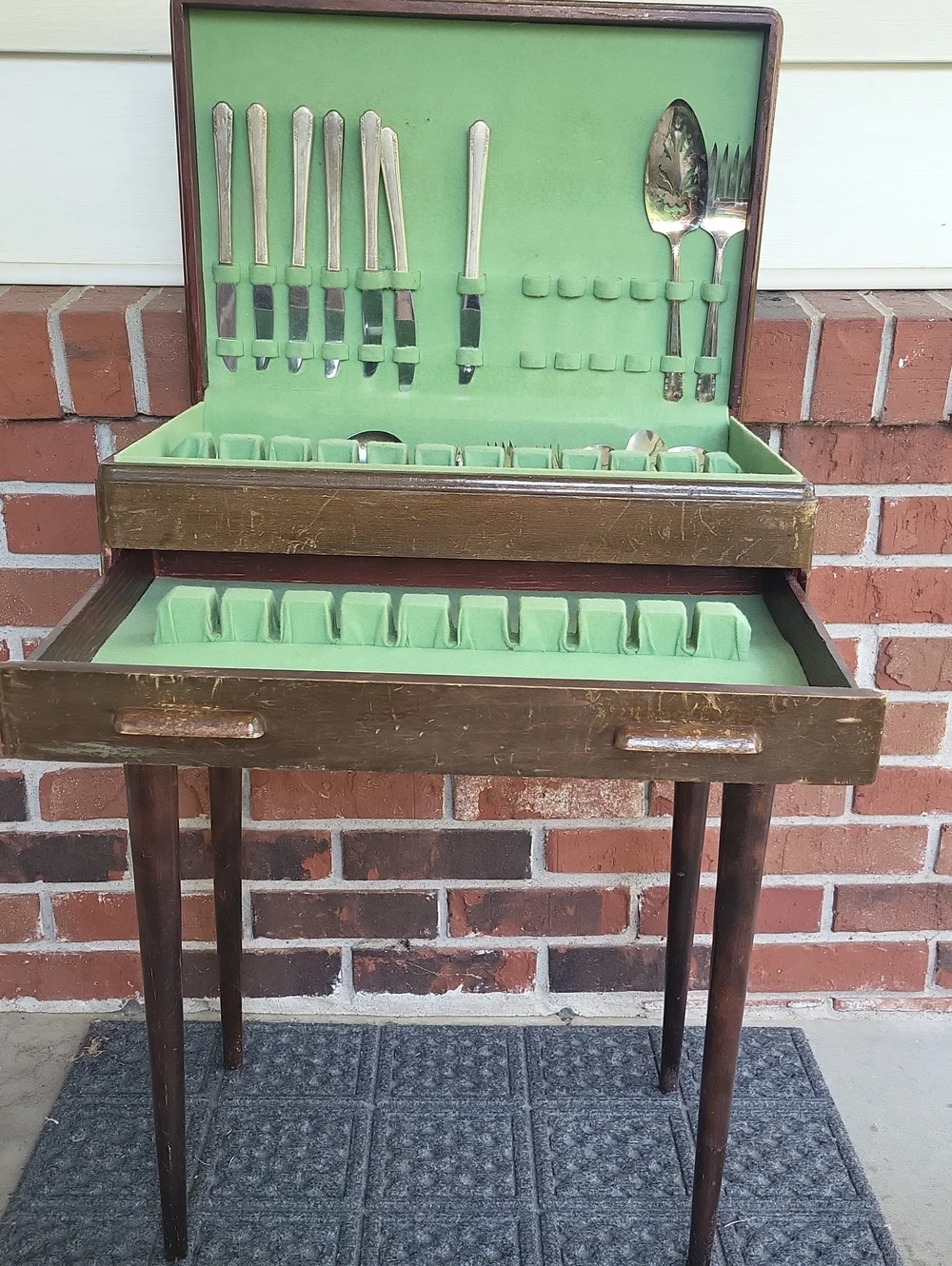 Vintage Oneida and WM Rogers Flatware Box with Legs